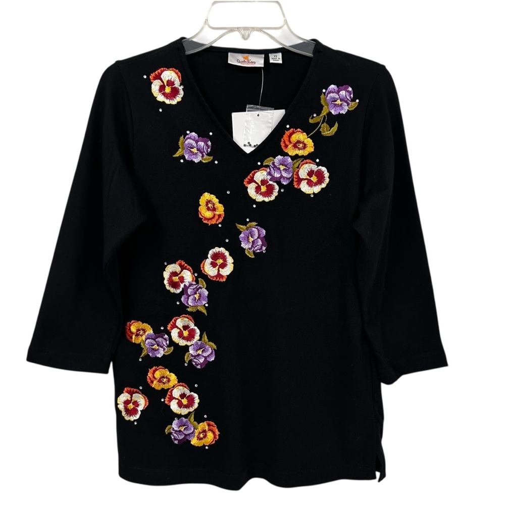 NWT Quacker Factory Top Black Floral Embroidered V-Neck 100% Cotton Women’s XS